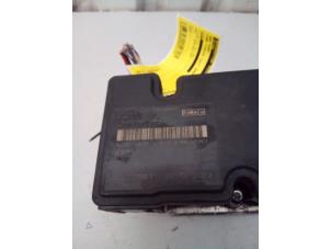 Gebruikte ABS Pomp Ford Fiesta 4 1.25 16V Prijs € 29,98 Margeregeling aangeboden door Autodemontage Tegelen