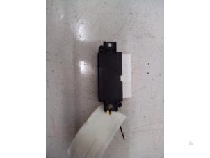 Gebruikte Module PDC Volkswagen Polo V (6R) 1.2 TSI 16V BlueMotion Technology Prijs € 34,98 Margeregeling aangeboden door Autodemontage Tegelen