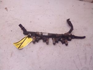 Gebruikte Injector brug Fiat Grande Punto (199) 1.2 Prijs € 29,98 Margeregeling aangeboden door Autodemontage Tegelen