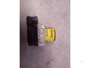 Gebruikte ABS Pomp Chevrolet Spark (M300) 1.0 16V Bifuel Prijs € 49,99 Margeregeling aangeboden door Autodemontage Tegelen