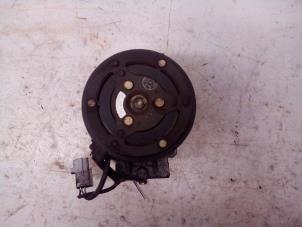 Gebruikte Aircopomp Toyota Corolla Verso (E12) 1.8 16V VVT-i Prijs € 59,99 Margeregeling aangeboden door Autodemontage Tegelen