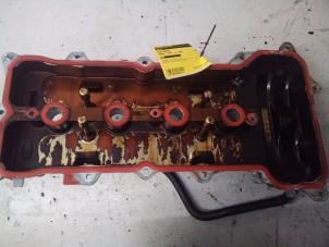 Gebruikte Kleppendeksel Renault Scénic II (JM) 1.5 dCi 105 Prijs € 49,98 Margeregeling aangeboden door Autodemontage Tegelen