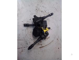 Gebruikte Bobine Renault Scénic II (JM) 1.5 dCi 105 Prijs € 19,98 Margeregeling aangeboden door Autodemontage Tegelen