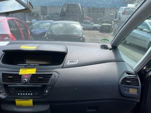 Gebruikte Dashboard Citroen C4 Grand Picasso (UA) 2.0 16V Autom. Prijs € 199,98 Margeregeling aangeboden door Autodemontage Tegelen