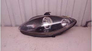 Gebruikte Koplamp links Seat Leon Prijs € 49,99 Margeregeling aangeboden door Autodemontage Tegelen