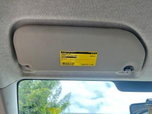 Gebruikte Zonneklep set Peugeot 107 1.0 12V Prijs € 39,98 Margeregeling aangeboden door Autodemontage Tegelen