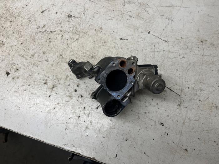 Gebruikte Hogedrukpomp Nissan Qashqai (J10) 1.5 dCi DPF Prijs € 174,98 Margeregeling aangeboden door Autodemontage Tegelen