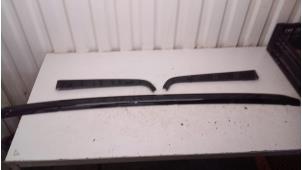 Gebruikte Spoiler voorbumper Volkswagen Transporter Prijs € 229,90 Margeregeling aangeboden door Autodemontage Tegelen