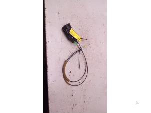 Gebruikte Portiergreep 2Deurs links Toyota Corolla (E12) 1.8 16V TS VVT-i Prijs € 14,98 Margeregeling aangeboden door Autodemontage Tegelen