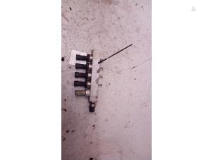 Gebruikte Injector brug Toyota Prius (NHW20) 1.5 16V Prijs € 74,98 Margeregeling aangeboden door Autodemontage Tegelen