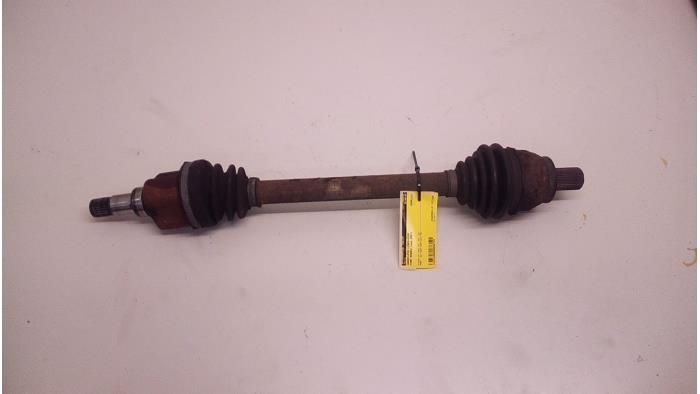 Gebruikte Aandrijfas links-voor Ford Mondeo IV 1.6 Ti 16V Prijs € 34,90 Margeregeling aangeboden door Autodemontage Tegelen