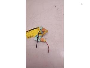 Gebruikte Sensor Airbag Alfa Romeo 156 Sportwagon (932) 1.8 Twin spark 16V Prijs € 49,99 Margeregeling aangeboden door Autodemontage Tegelen