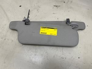 Gebruikte Zonneklep set Toyota Yaris (P1) 1.3 16V VVT-i Prijs € 29,90 Margeregeling aangeboden door Autodemontage Tegelen