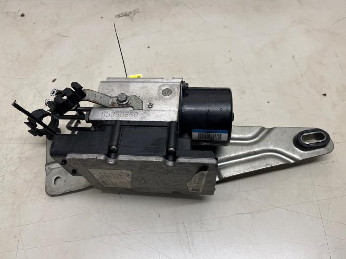Gebruikte ABS Pomp Alfa Romeo 159 (939AX) 1.9 JTS 16V Prijs € 89,98 Margeregeling aangeboden door Autodemontage Tegelen