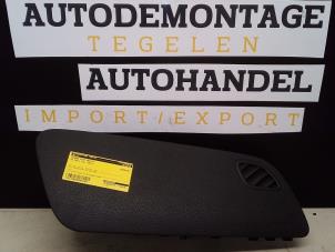 Gebruikte Airbag knie rechts Volkswagen Polo V (6R) 1.2 TDI 12V BlueMotion Prijs € 69,99 Margeregeling aangeboden door Autodemontage Tegelen