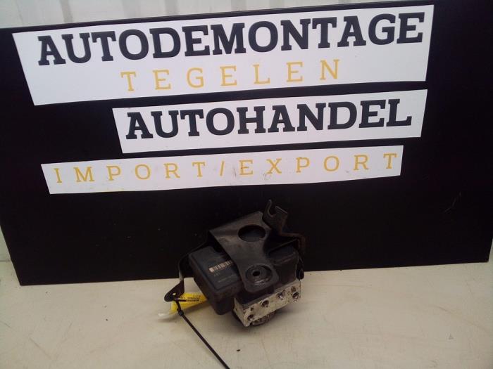 Gebruikte ABS Pomp Suzuki Splash 1.2 16V Prijs € 324,99 Margeregeling aangeboden door Autodemontage Tegelen