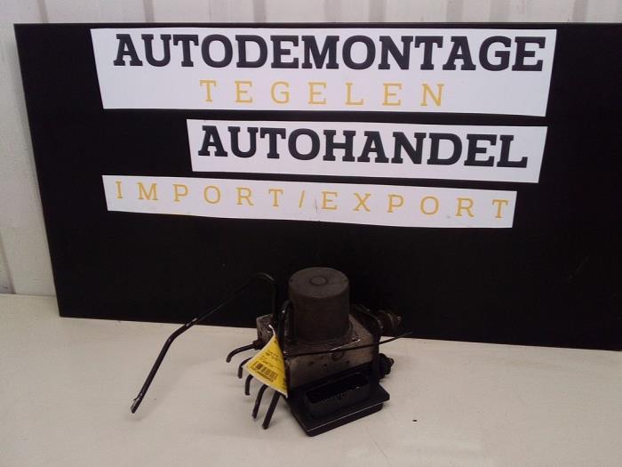Gebruikte ABS Pomp Audi A4 Avant (B8) 1.8 TFSI 16V Prijs € 124,98 Margeregeling aangeboden door Autodemontage Tegelen