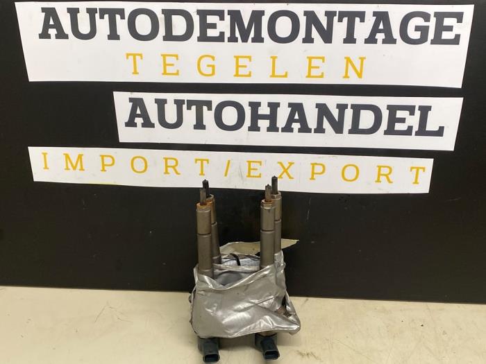 Gebruikte Verstuiver (diesel) Opel Corsa E 1.3 CDTi 16V ecoFLEX Prijs € 324,99 Margeregeling aangeboden door Autodemontage Tegelen