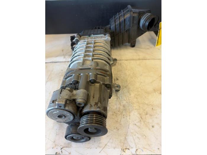 Gebruikte Compressor Volkswagen Touran (1T1/T2) 1.4 16V TSI 140 Prijs € 144,99 Margeregeling aangeboden door Autodemontage Tegelen