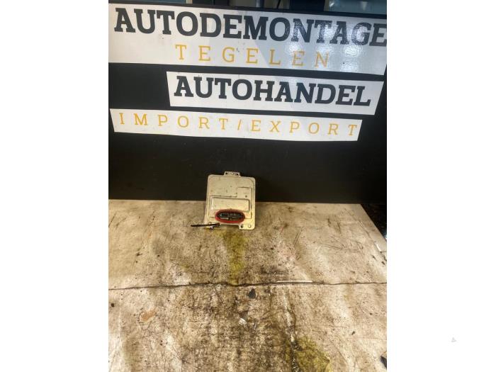 Gebruikte Xenon module Mercedes E (W212) E-220 CDI 16V BlueEfficiency Prijs € 174,98 Margeregeling aangeboden door Autodemontage Tegelen
