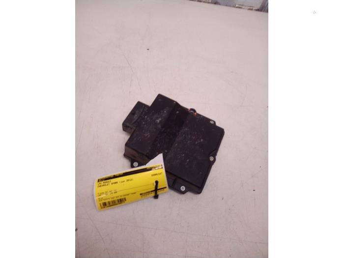 Module LPG Chevrolet Spark (M300), 2010 1.0 16V Bifuel, Hatchback, 995cc, 48kW (65pk), FWD, LMT, 2010-07 (Gebruikt)