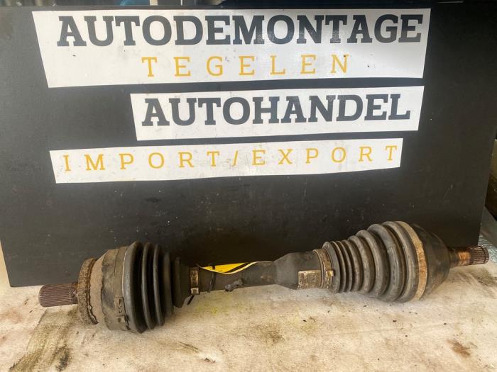 Gebruikte Aandrijfas links-voor Volvo XC90 I 2.5 T 20V Prijs € 89,98 Margeregeling aangeboden door Autodemontage Tegelen