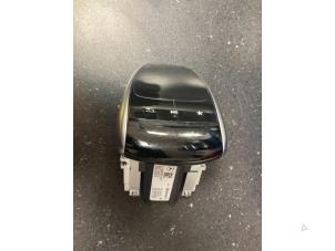 Gebruikte Regelunit Multi Media Mercedes GLC (X253) 2.0 300 16V 4-Matic Prijs € 60,50 Inclusief btw aangeboden door De Vogel Auto's B.V.