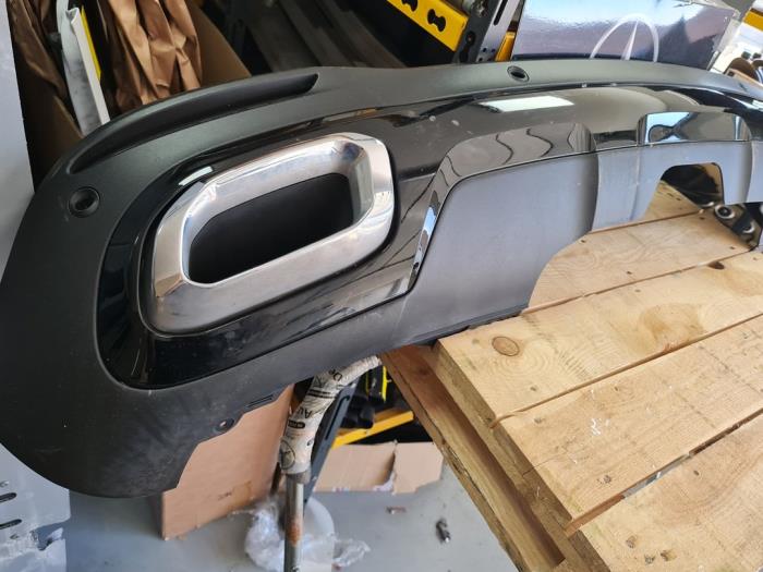 Gebruikte Diffuser achterbumper Mercedes GLE (V167) Prijs € 302,50 Inclusief btw aangeboden door De Vogel Auto's B.V.