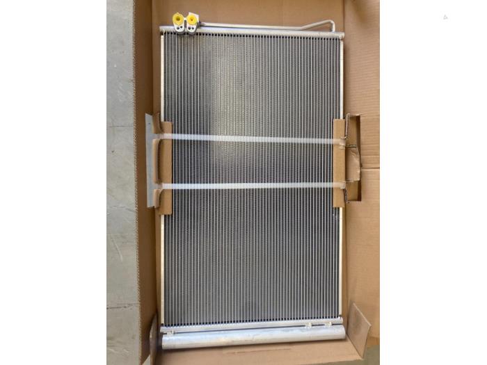 Nieuwe Airco Condensor Mercedes Vito (447.6) Prijs € 187,55 Inclusief btw aangeboden door De Vogel Auto's B.V.