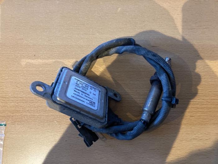 Gebruikte Nox sensor Mercedes Vito (447.6) Prijs € 211,75 Inclusief btw aangeboden door De Vogel Auto's B.V.