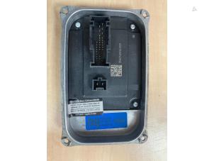 Gebruikte Module LED koplamp Mercedes Diversen Prijs € 181,50 Inclusief btw aangeboden door De Vogel Auto's B.V.