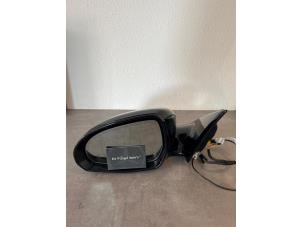 Gebruikte Spiegel Buiten links Mercedes E (W214) Prijs € 665,50 Inclusief btw aangeboden door De Vogel Auto's B.V.