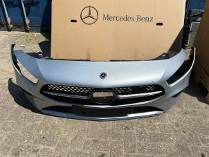 Gebruikte Voorbumper Mercedes A (177.0) Prijs € 786,50 Inclusief btw aangeboden door De Vogel Auto's B.V.