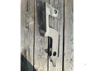 Gebruikte Rolbeugel Mercedes A-Klasse Prijs € 36,30 Inclusief btw aangeboden door De Vogel Auto's B.V.