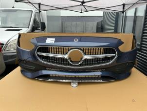Gebruikte Voorbumper Mercedes C (W206) Prijs € 877,25 Inclusief btw aangeboden door De Vogel Auto's B.V.