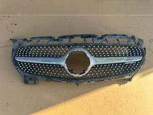 Gebruikte Grille Mercedes AMG GT (C190) 4.0 S V8 Biturbo Prijs € 242,00 Inclusief btw aangeboden door De Vogel Auto's B.V.