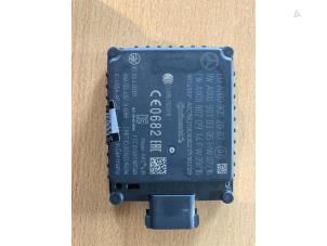Gebruikte Radar sensor Mercedes E (W213) Prijs € 332,75 Inclusief btw aangeboden door De Vogel Auto's B.V.