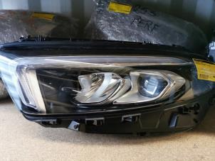 Gebruikte Koplamp links Mercedes A (177.0) Prijs € 726,00 Inclusief btw aangeboden door De Vogel Auto's B.V.
