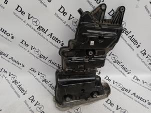 Gebruikte Adblue tank Mercedes Vito (447.6) 2.0 116 CDI 16V Prijs € 381,15 Inclusief btw aangeboden door De Vogel Auto's B.V.