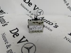 Gebruikte Module Centrale Deurvergrendeling Mercedes A (177.0) 1.3 A-180 Turbo 16V Prijs € 24,20 Inclusief btw aangeboden door De Vogel Auto's B.V.