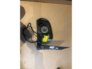 Gebruikte Buitenspiegel links Mercedes V (447.8) 2.0 200d 16V 4-Matic Prijs € 500,00 Margeregeling aangeboden door De Vogel Auto's B.V.