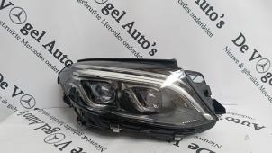 Gebruikte Rechter Koplamp Mercedes GLE (W166) 43 AMG 3.0 V6 24V Turbo 4-Matic Prijs € 907,50 Inclusief btw aangeboden door De Vogel Auto's B.V.