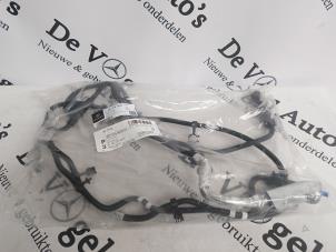 Gebruikte Leiding (diversen) Mercedes Vito (447.6) 2.0 116 CDI 16V Prijs € 192,39 Inclusief btw aangeboden door De Vogel Auto's B.V.