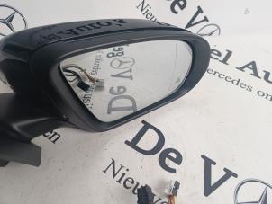 Gebruikte Spiegel Buiten rechts Mercedes GLC (X253) 2.0 C-200d 16V 4-Matic Prijs € 544,50 Inclusief btw aangeboden door De Vogel Auto's B.V.