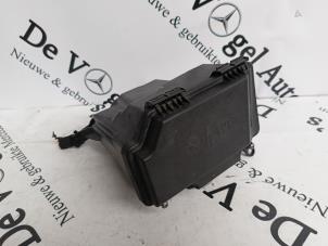 Gebruikte Zekeringkast Mercedes GLC (X253) 2.0 250 16V 4-Matic Prijs € 51,43 Inclusief btw aangeboden door De Vogel Auto's B.V.