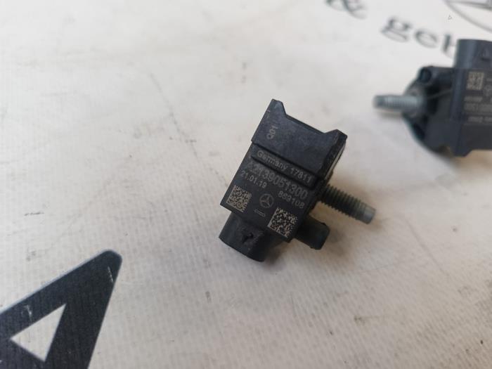 Gebruikte Sensor Snelheid Mercedes E (W213) E-200 2.0 Turbo 16V Prijs € 15,00 Margeregeling aangeboden door De Vogel Auto's B.V.
