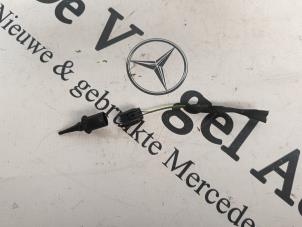 Gebruikte Temperatuursensor buiten Mercedes C (W205) C-220 d 2.2 16V 4-Matic Prijs € 78,65 Inclusief btw aangeboden door De Vogel Auto's B.V.