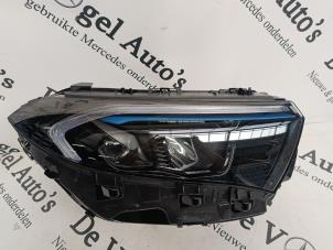 Gebruikte Koplamp rechts Mercedes EQB 250 Prijs € 786,50 Inclusief btw aangeboden door De Vogel Auto's B.V.