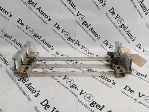 Gebruikte Radiateurbalk Mercedes EQA (N243) 250 67 kWh Prijs € 151,25 Inclusief btw aangeboden door De Vogel Auto's B.V.