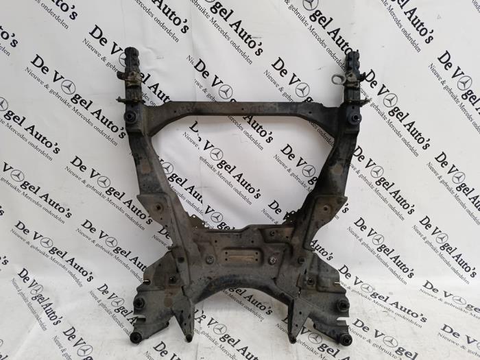 Gebruikte Subframe Mercedes Vito (447.6) 1.7 114 CDI 16V Prijs € 90,75 Inclusief btw aangeboden door De Vogel Auto's B.V.